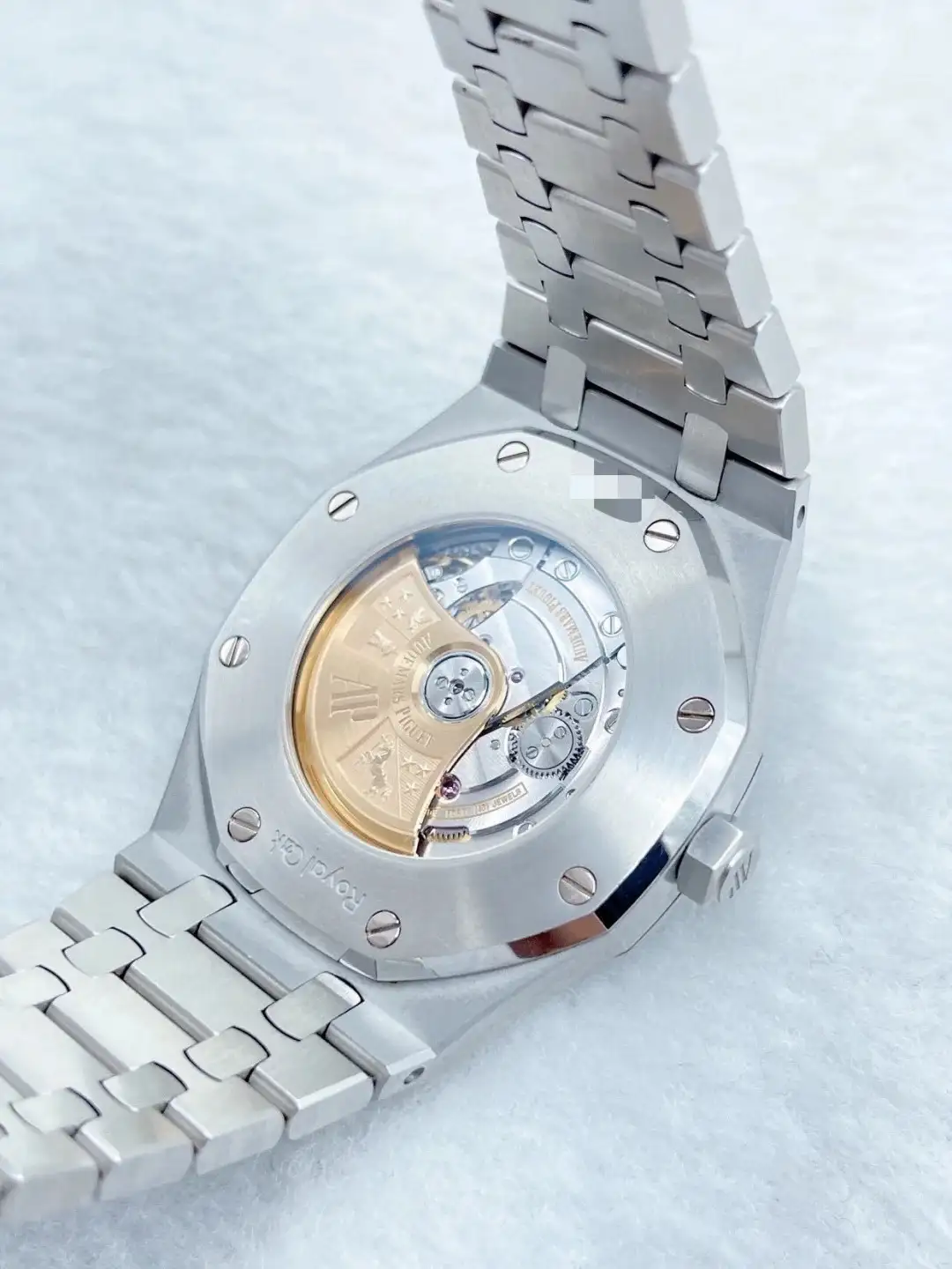 Audemars Piguet Royal Oak Selfwinding Blue 15400ST.OO.1220ST.03 - gallery
