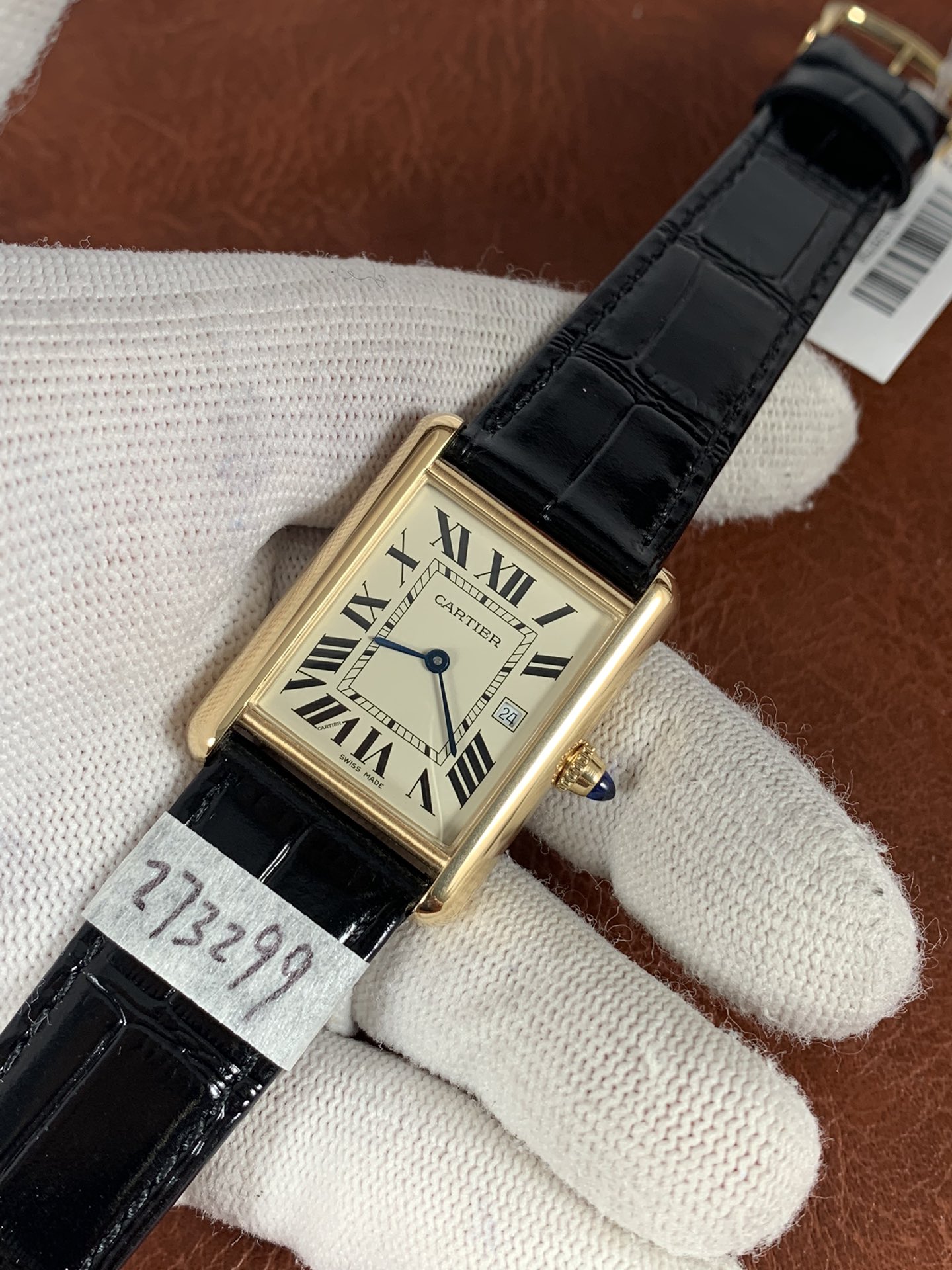 Cartier Tank Louis W1529756 Gold - view 5