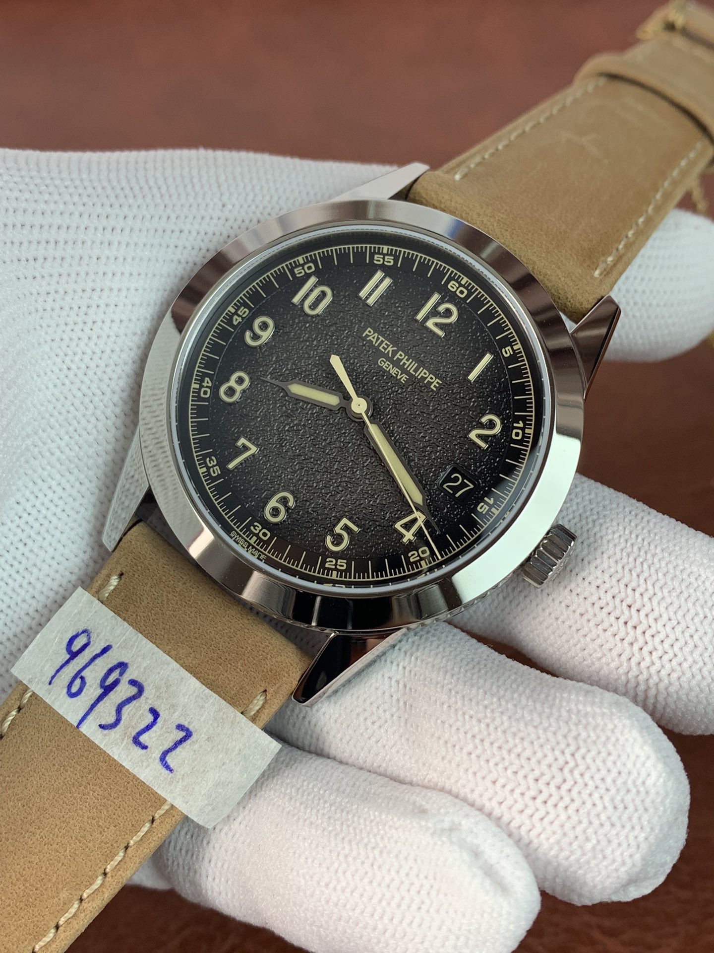 Patek Philippe Calatrava 40mm 5226G-001 V.2 - view 6
