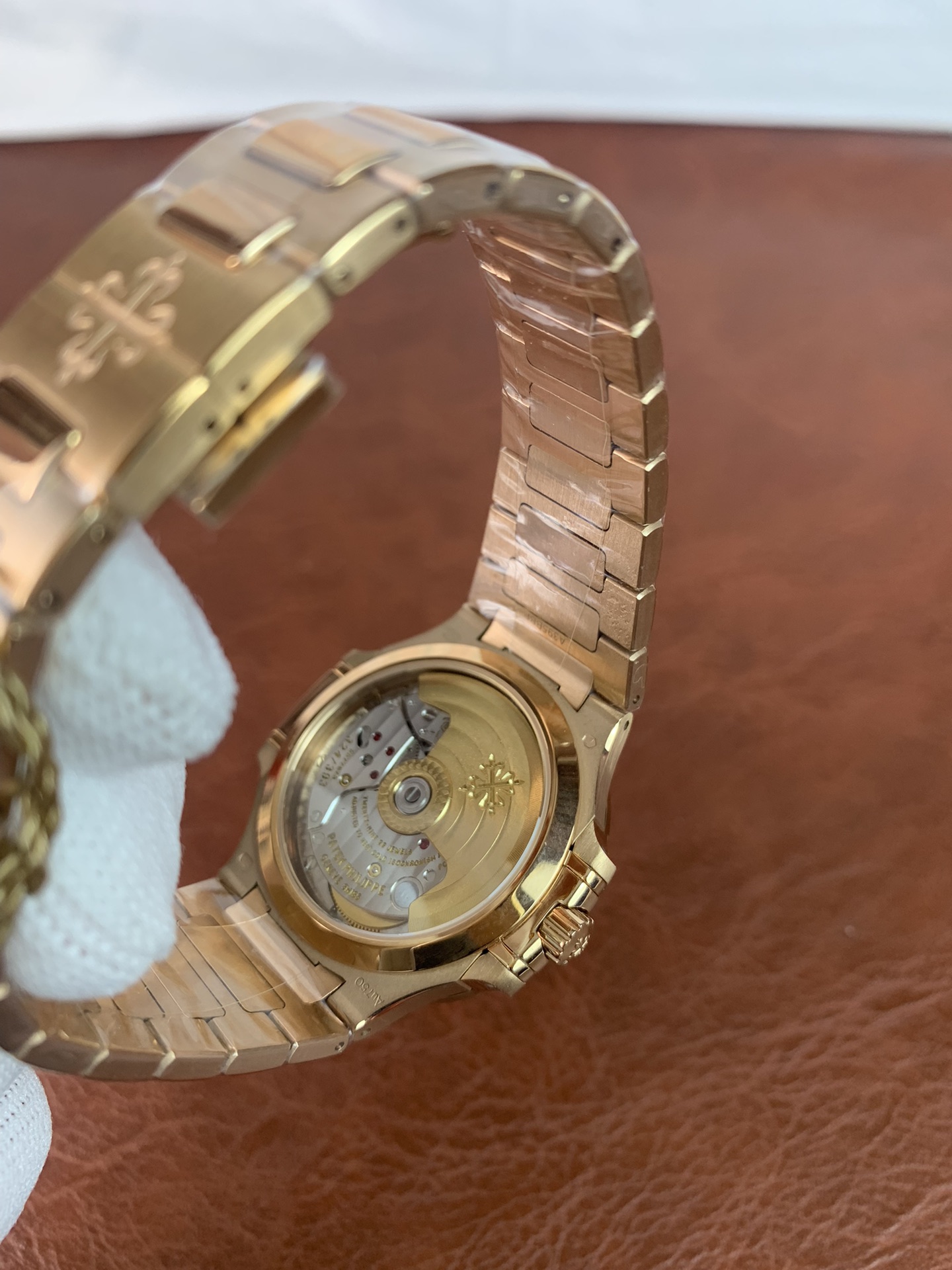 Patek Philippe Nautilus Ladies 35mm 7118/1R-010 - view 8