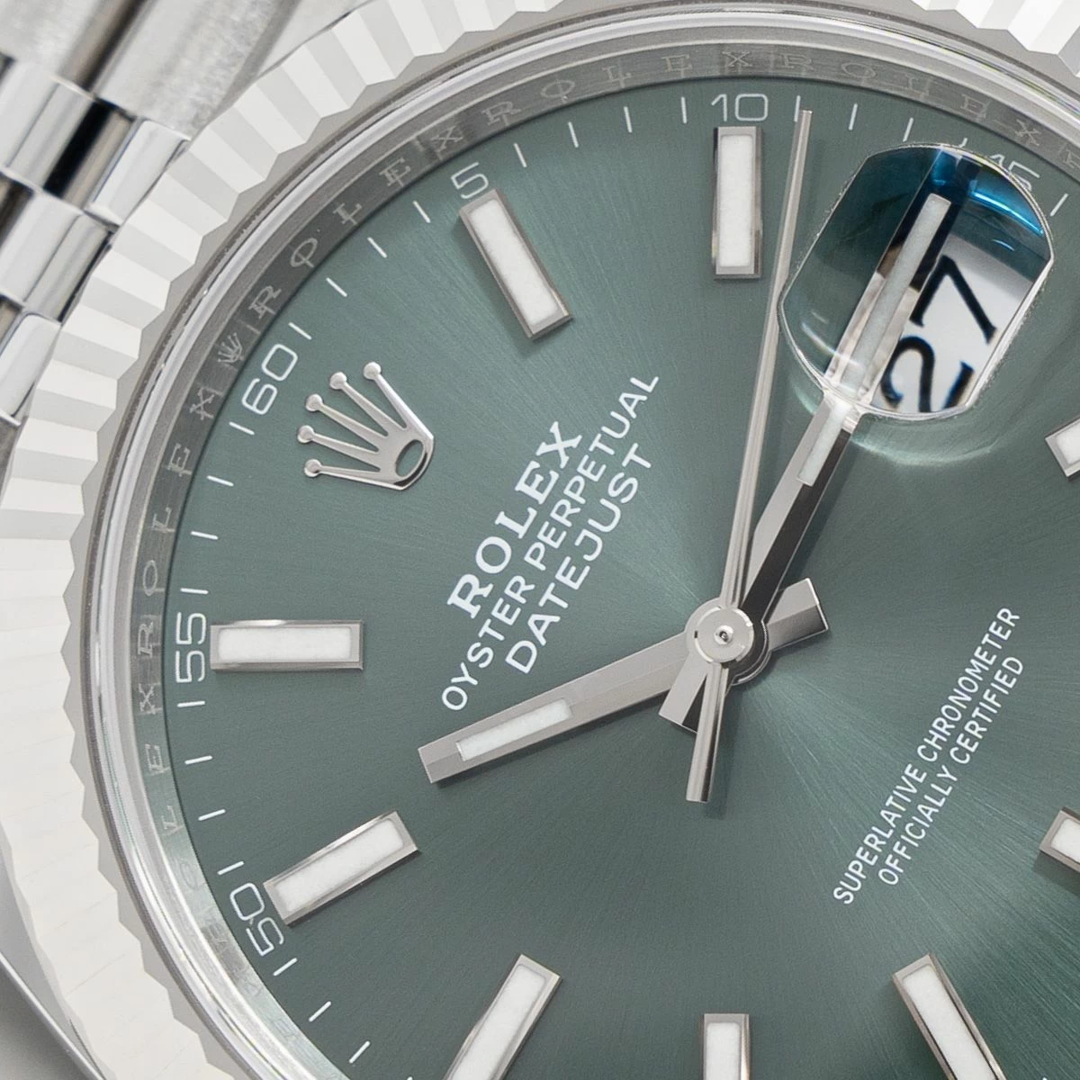 Rolex Datejust 41mm Green Dial 126334 Jubilee - gallery