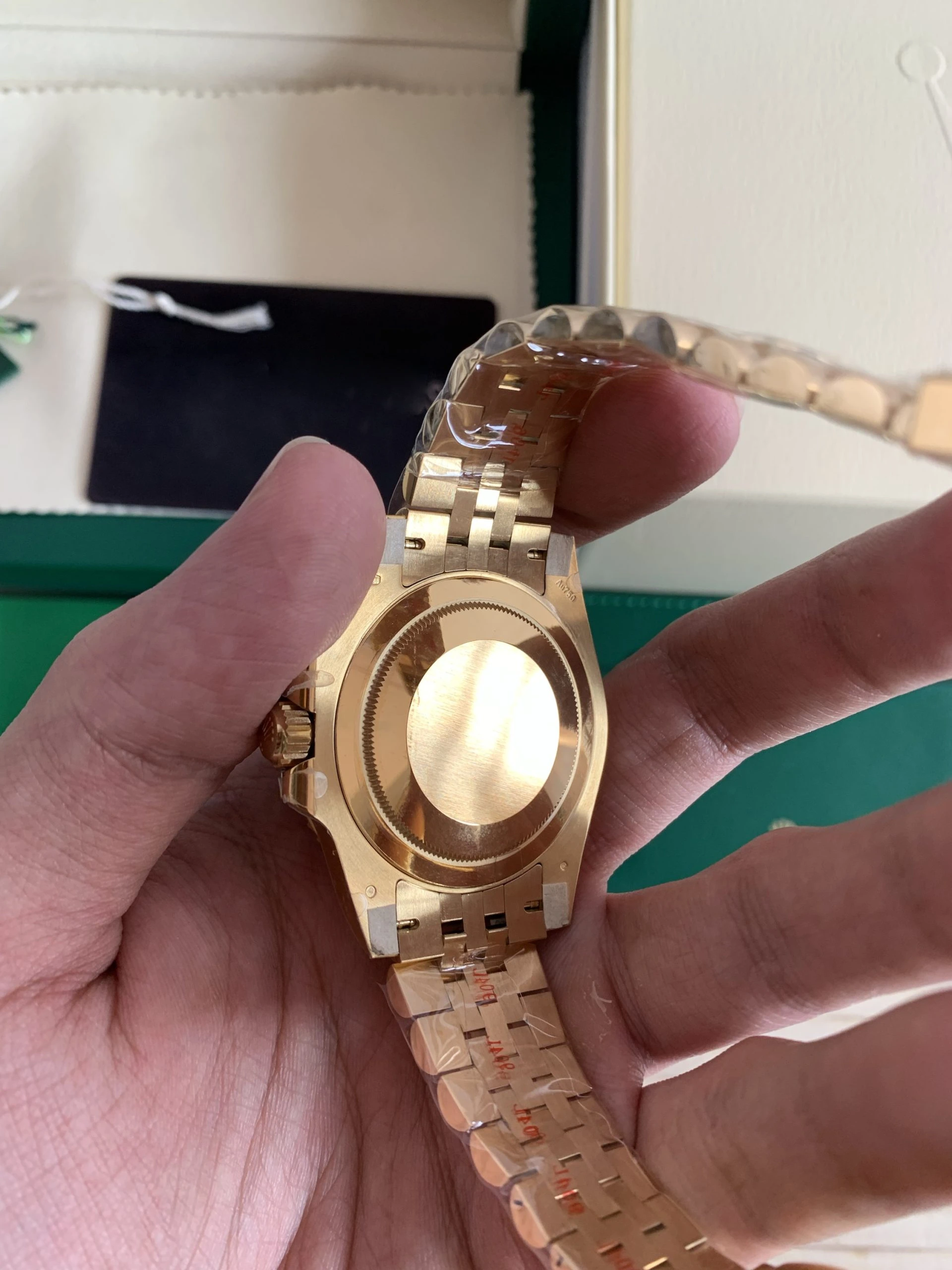 Superclone Rolex GMT-Master II 40 mm Black Dial 126718GRNR - gallery
