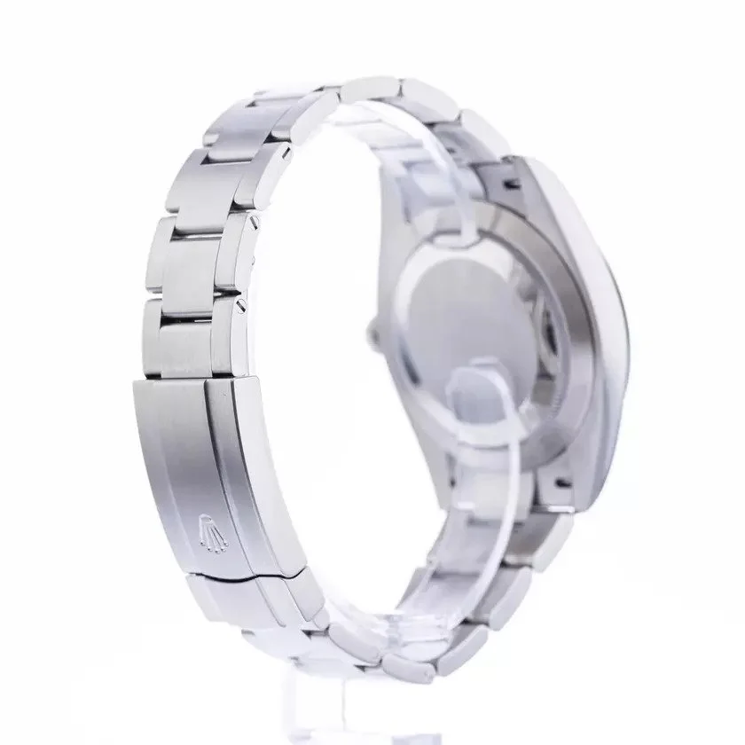 Rolex Oyster Perpetual Lady 36mm Silver Dial 126000 - gallery