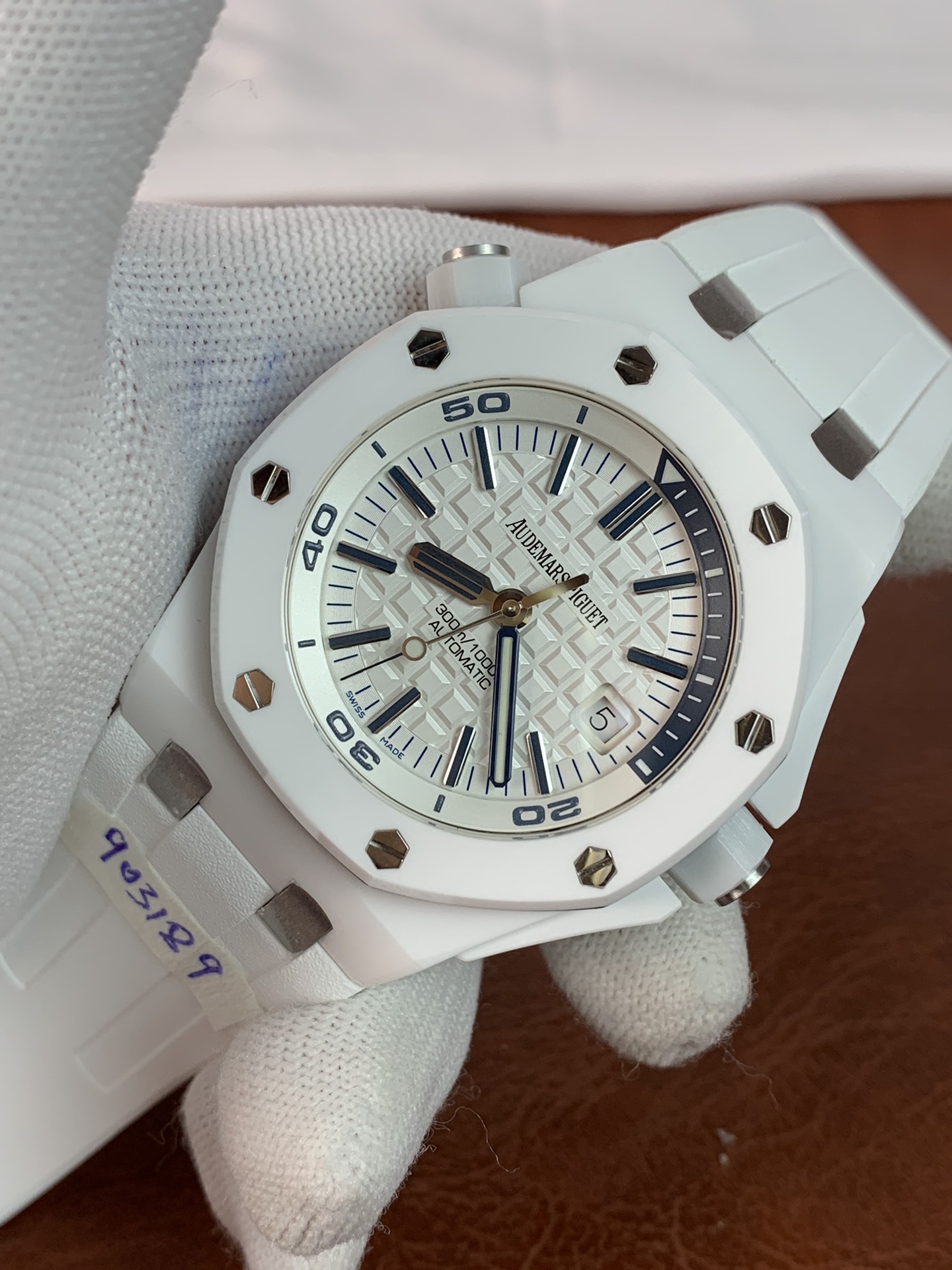Audemars Piguet Royal Oak Offshore Diver 15707CB.OO.A010CA.01 - view 6