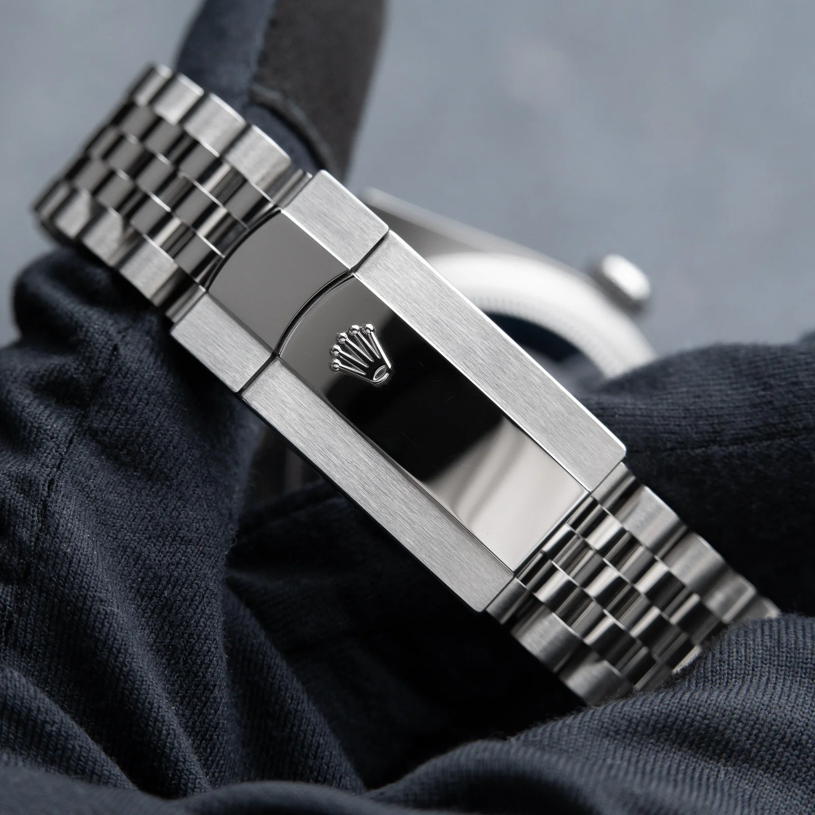 Superclone Rolex Sky-Dweller 42 mm Bright black Dial 336934 Jubilee - gallery