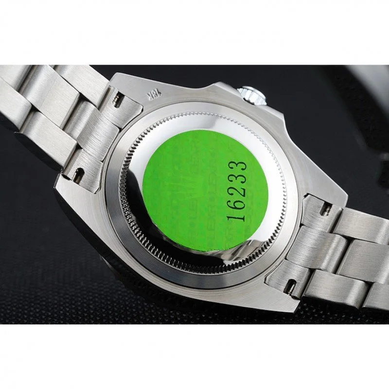Rolex Submariner 41mm Green Dial 1454151 - gallery